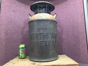 Vintage Embossed NORTHLAND Minneapolis - 20 Qt Can wLid