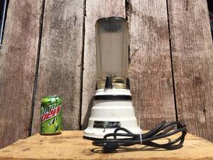Vintage WARING BLENDOR - 700A Works