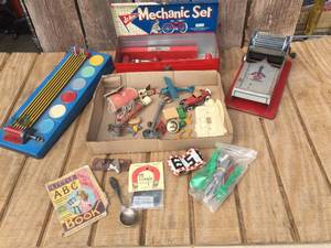 Group Vintage Toys  Gadgets