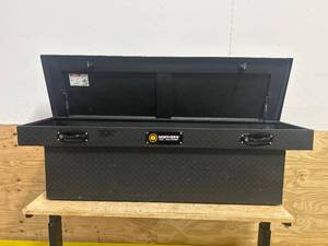 Northern Tool  Equipment Low-Profile Crossover Truck Toolbox with Removable Tray, 69in. x 20in. x 13in., Aluminum, Textured Matte Black, Pull Handle Latches