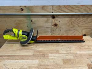 Ryobi 40V Cordless Hedge Trimmer (TOOL ONLY)