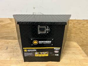 Northern Tool  Equipment 41922 Truck Box MSRP $305.99 (dent in front)