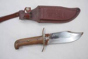 Vintage Fixed Blade Buck Knife 5.25 long. With Belt Sheath