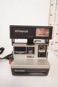 Polaroid Sun 600 LMS Instant Film Camera