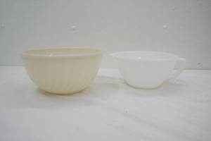 Vintage Milk Glass Mixing Bowl & Batter Bowl