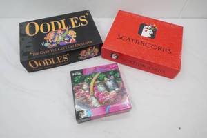 Games & Puzzles Oodles, Scattergories, NEW Curious Kitten Puzzle