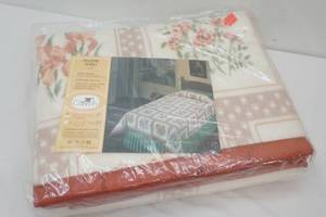 New 72x 90 Polyester Blanket