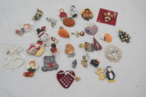 Pins & Brooches. Seasonal Variety
