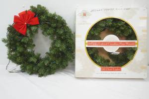 2ct Artificial Christmas Wreaths