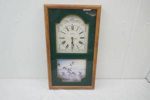 Vintage Ingraham Ducks Flying Quartz Clock