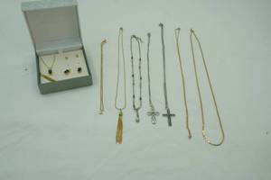 Jewelry Womens Necklaces.