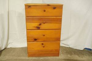 4 Drawer Wood Dresser 21x 13x 33.5