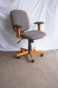 upholstered office chair