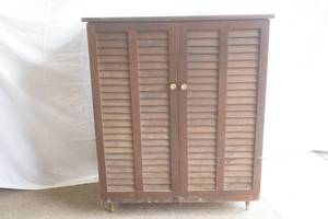 Vintage Cabinet 20x 33x 39