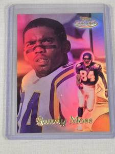 Randy Moss Rookie 1998 Topps Gold Label Refractor Class 1 #60 - Minnesota Vikings Football Card
