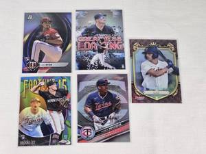 Lot of 5 Baseball Cards Featuring Vasser Mercedes, Brooks Lee, Joe Ryan, and Others Including Rookie Foils and Refractors