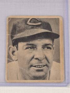 Augie Galan 1948 Bowman #39 - Cincinnati Reds Vintage Baseball Card