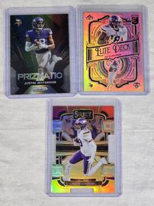 Lot of 3 Justin Jefferson Football Cards including Die Cut and Prizms