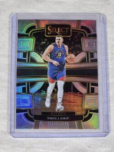 Nikola Jokic 2023-24 Panini Select Silver Holo Prizm #32 - Denver Nuggets Basketball Card