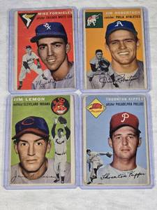Lot of 4 Vintage 1954 Baseball Cards Featuring Mike Fornieles, Jim Robertson, Jim Lemon, and Thornton Kipper