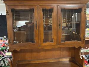 Young Republic Group Solid Hard Rock Maple China Cabinet with Glass Doors