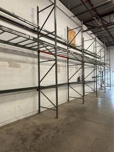 Industrial Pallet Racking System with Wire Decking - Warehouse Shelving