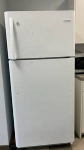 Frigidaire FFTR1814TWO Top Freezer Refrigerator