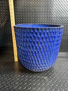 Large Diamond-Patterned Ceramic Planter Pot with Drainage Holes