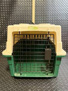 Retriever Plastic Dog Crate Carrier with Front Wire Door