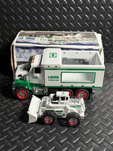 Hess Toy Truck and Front Loader - Real Headlights NOS