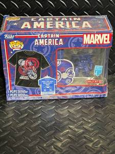 Funko POP Tees Captain America Bobble-Head with T-Shirt - Marvel