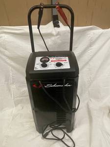 Schumacher 150A Engine Start Battery Jump Starter & Charger (Does not work)