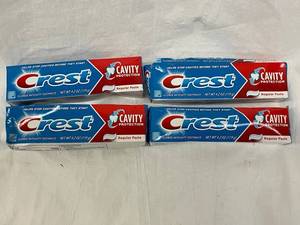 Crest Cavity Protection Fluoride Anticavity Toothpaste  Lot of 4, (damaged boxes)