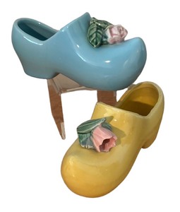 LLBR - Two Vintage McCoy Shoe Planters