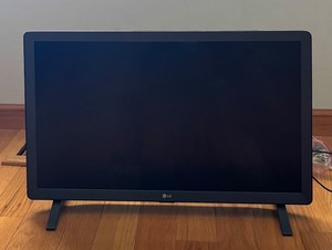 BR1 - LG 24-Inch LED TV Model 24LQ520S-PU