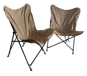 LR - Pair of Folding Outdoor Chairs