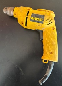 G - DeWalt 38-Inch VSR Drill Type 1 Model DW100