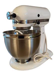 K - KitchenAid Classic Tilt-Head Stand Mixer with Stainless Steel Bowl