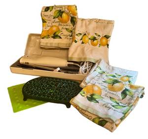 K1 - Electric Knife Set with Towels & Trivet - Kitchen Essentials