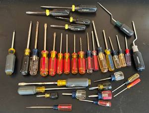 G - Stanley & Craftsman Screwdrivers - Assorted Sizes, Mixed Wear