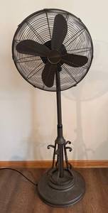 LLR - Harbor Breeze Decorative Floor Fan