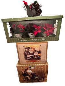 LLR - Assorted Christmas Decor - Holiday Centerpiece Trio Santa Figurine Set & Decorative Santa (Lot of 3)