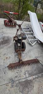 Briggs & Stratton Gas Engine Walk-Behind Sickle Bar Mower