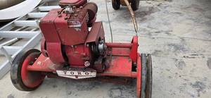 Toro Mfg Co Minneapolis USA Vintage Gas-Powered Reel Mower