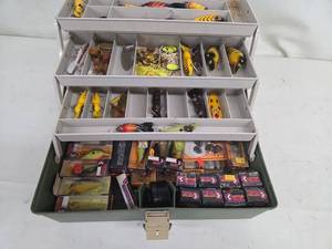 Cotton Cordell and Bomber Lures - Vintage Fishing Lures in Tackle Box