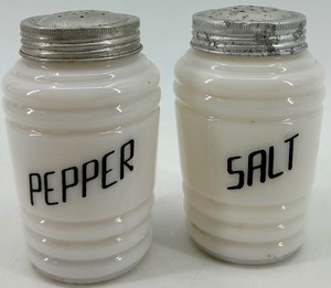 Vintage Hazel Atlas Salt & Pepper Shaker Set