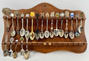 Vintage Wooden Spoon Rack & Assorted Souvenir Spoons