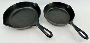 Pair of Vintge Cast Iron Skillets