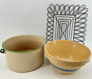 Wire Basket &amp Ceramic Set