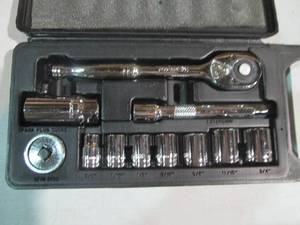38in drive SAE Socket and Ratchet ...